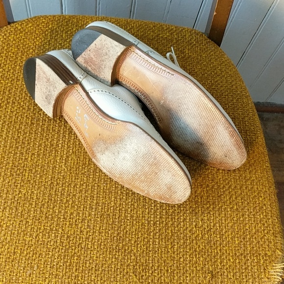 Gravati Neiman Marcus white wingtip oxfords 8.5 N - Picture 7 of 7